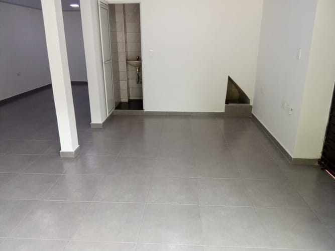Local en arriendo en Brisas Del Campo, Girón, 80 m² · foto 10 de 14
