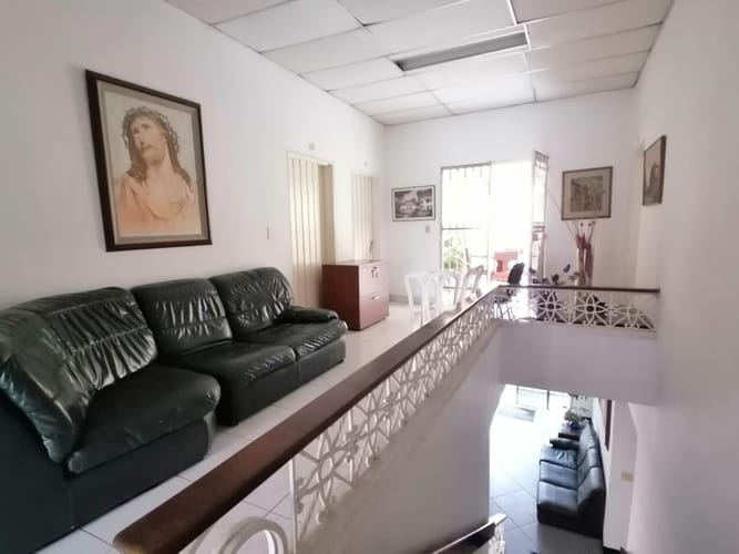 Casa de 18 alcobas en venta en Versalles, Cali, 433 m² · foto 19 de 24