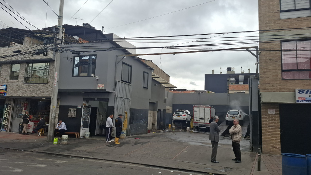 Casa en venta en Las Flores, Bogotá · foto 3 de 13