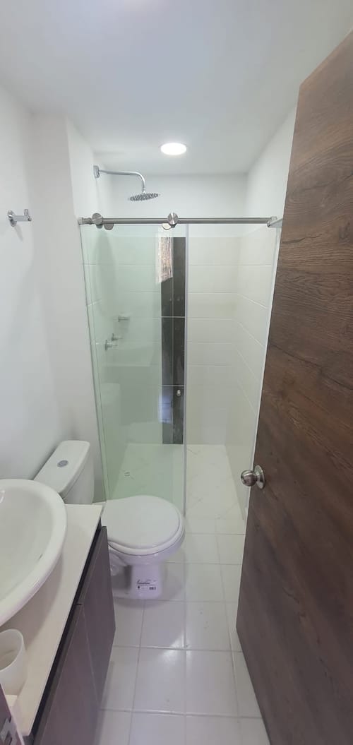 Apartamento de 2 alcobas en venta en La Macarena, Rionegro, 52 m² · foto 4 de 18