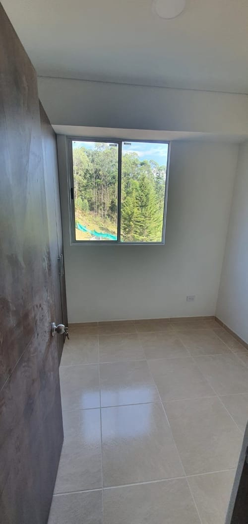 Apartamento de 2 alcobas en venta en La Macarena, Rionegro, 52 m² · foto 17 de 18