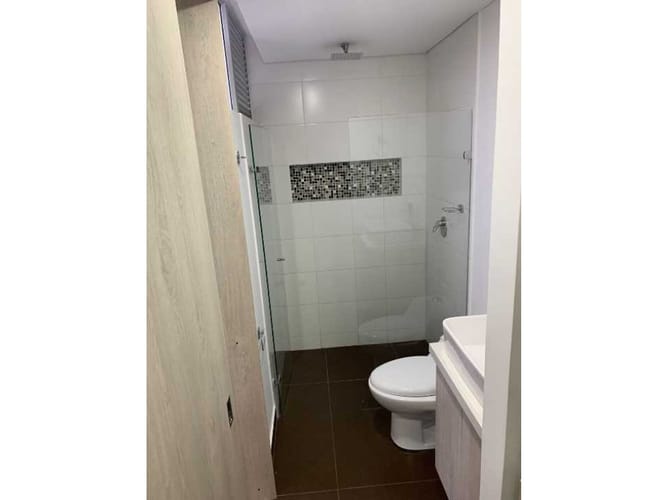 Apartamento de 3 alcobas en venta en Las Lomitas, Sabaneta, 104 m² · foto 4 de 18
