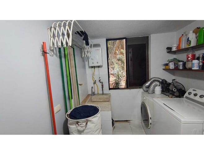 Apartamento de 3 alcobas en venta en Belén, Medellín, 97 m² · foto 9 de 24