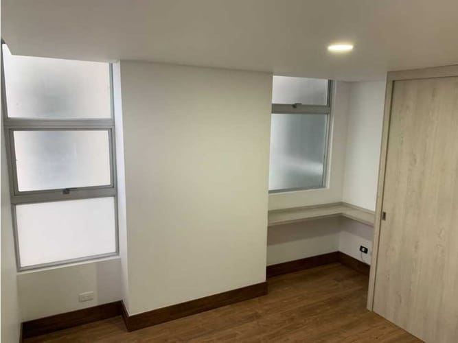 Apartamento de 3 alcobas en venta en Las Lomitas, Sabaneta, 104 m² · foto 5 de 18