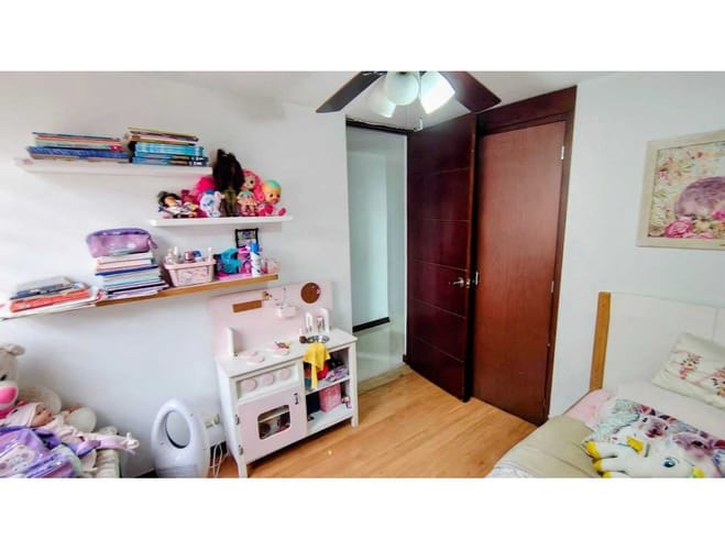 Apartamento de 3 alcobas en venta en Belén, Medellín, 97 m² · foto 13 de 24