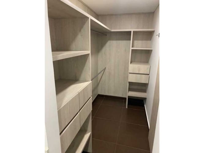 Apartamento de 3 alcobas en venta en Las Lomitas, Sabaneta, 104 m² · foto 15 de 18