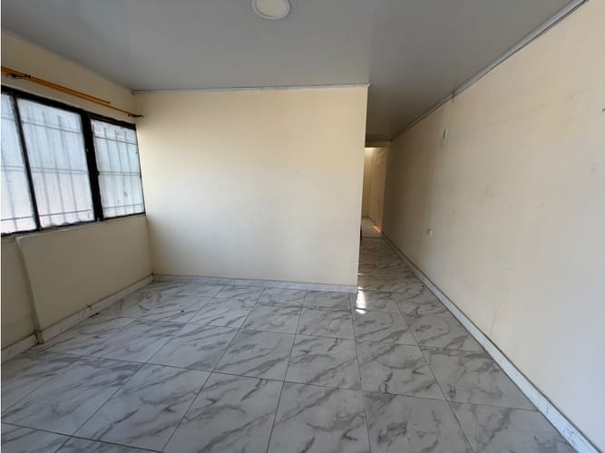 Casa de 7 alcobas en venta en Las Granjas, Neiva, 134 m² · foto 4 de 18