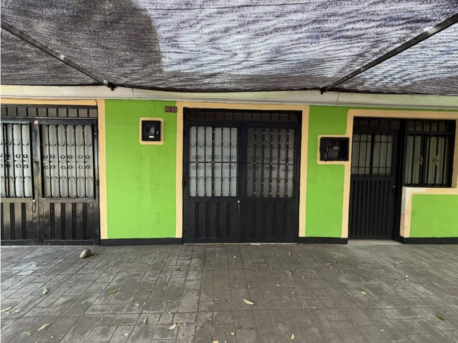 Casa de 7 alcobas en venta en Las Granjas, Neiva, 134 m² · foto 11 de 18