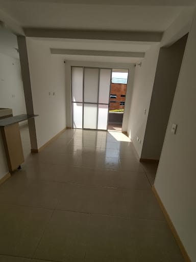 Apartamento de 3 alcobas en arriendo en El Porvenir, Medellín, 55 m² · foto 2 de 15