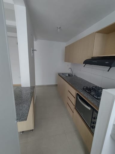 Apartamento de 3 alcobas en arriendo en El Porvenir, Medellín, 55 m² · foto 3 de 15