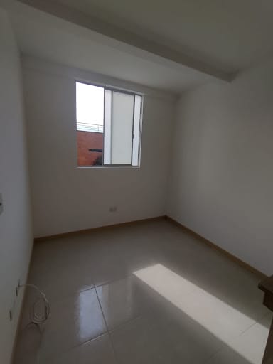 Apartamento de 3 alcobas en arriendo en El Porvenir, Medellín, 55 m² · foto 11 de 15