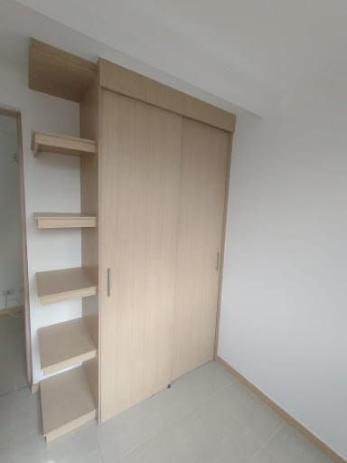 Apartamento de 3 alcobas en arriendo en El Porvenir, Medellín, 55 m² · foto 13 de 15