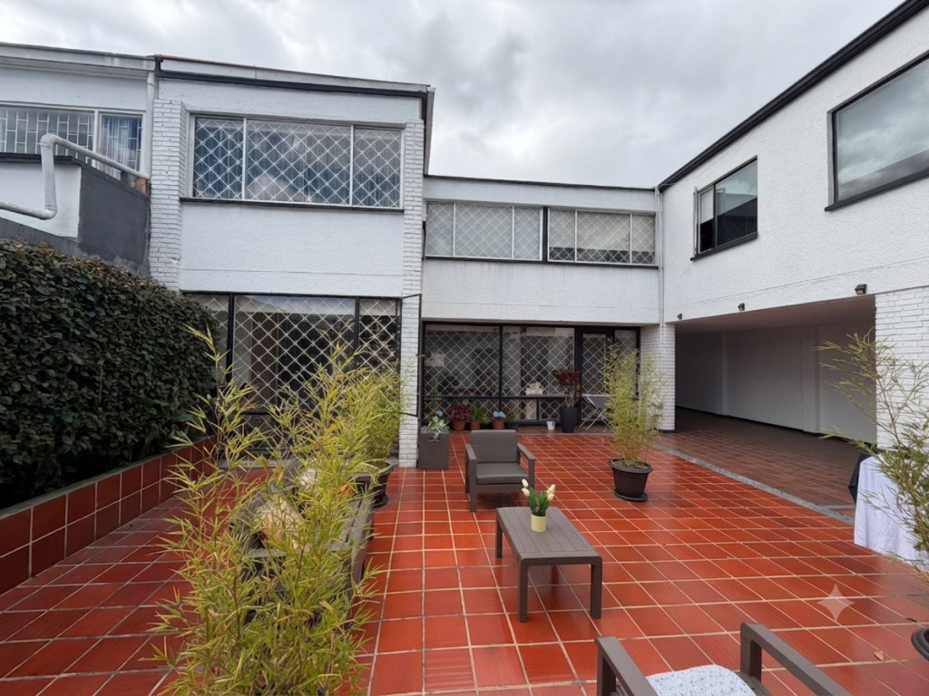 Casa en venta en Niza, Bogotá · foto 8 de 24