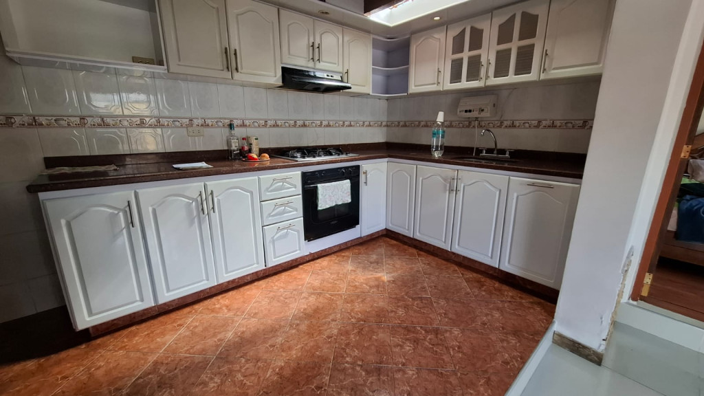 Casa en venta en Cedritos, Bogotá · foto 4 de 19