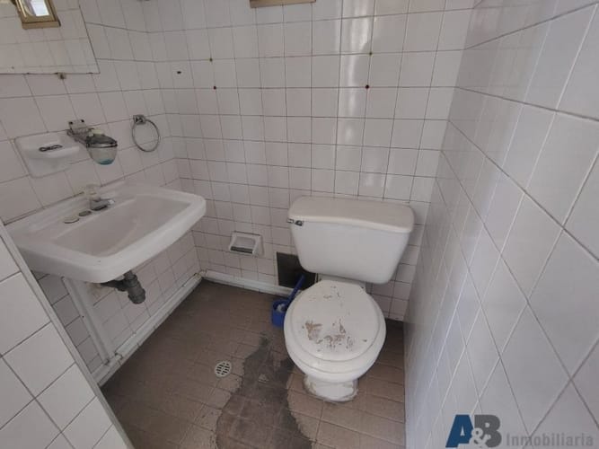 Oficina en arriendo en La Candelaria, Medellín, 44 m² · foto 11 de 13