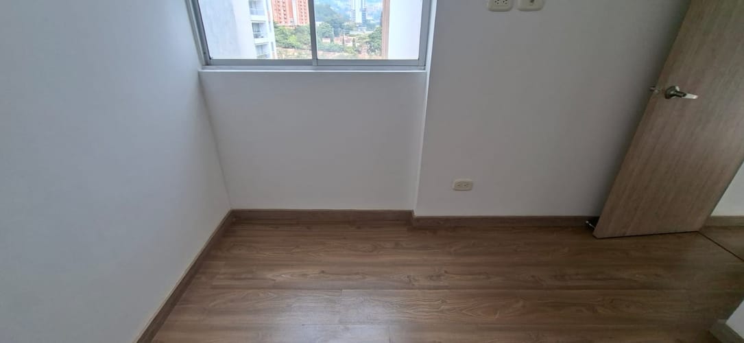 Apartamento de 3 alcobas en arriendo en Prados De Sabaneta, Sabaneta, 75 m² · foto 12 de 23