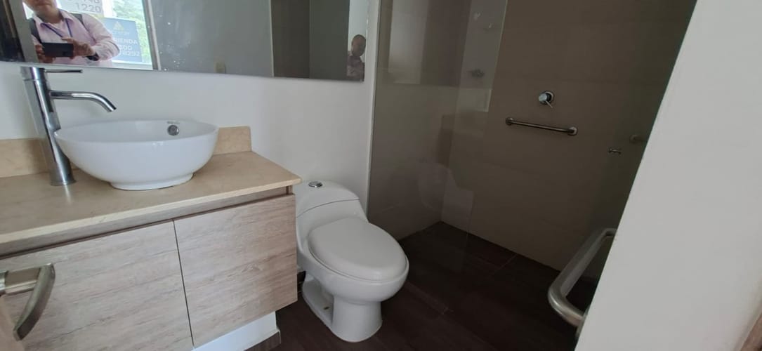 Apartamento de 3 alcobas en arriendo en Prados De Sabaneta, Sabaneta, 75 m² · foto 20 de 23