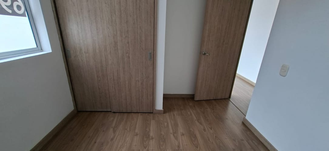 Apartamento de 3 alcobas en arriendo en Prados De Sabaneta, Sabaneta, 75 m² · foto 10 de 23