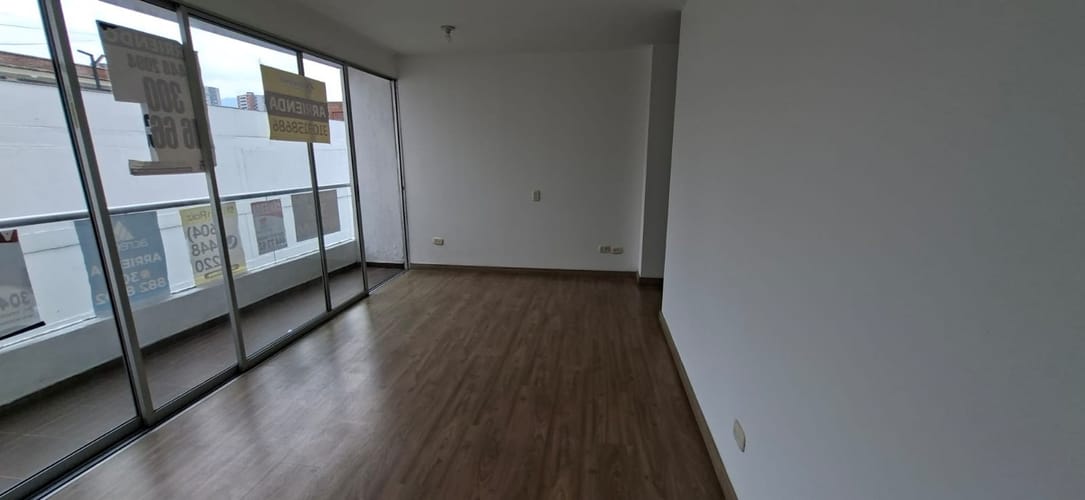 Apartamento de 3 alcobas en arriendo en Prados De Sabaneta, Sabaneta, 75 m² · foto 6 de 23