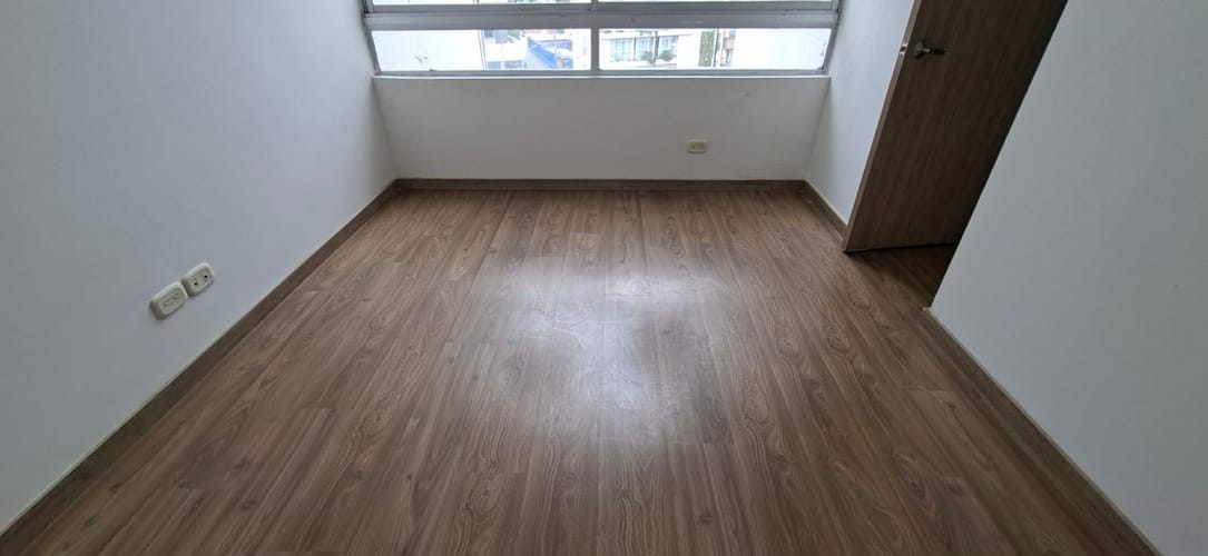 Apartamento de 3 alcobas en arriendo en Prados De Sabaneta, Sabaneta, 75 m² · foto 17 de 23
