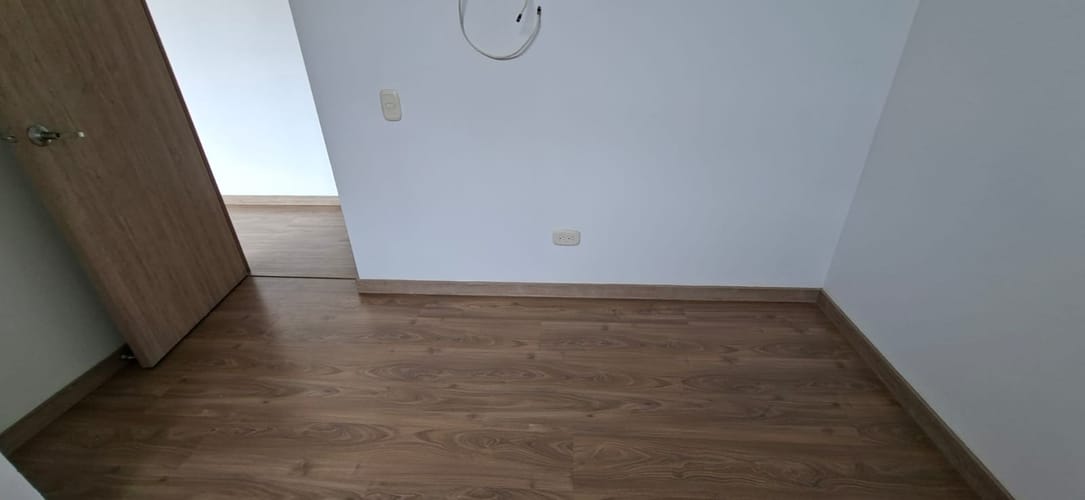Apartamento de 3 alcobas en arriendo en Prados De Sabaneta, Sabaneta, 75 m² · foto 9 de 23