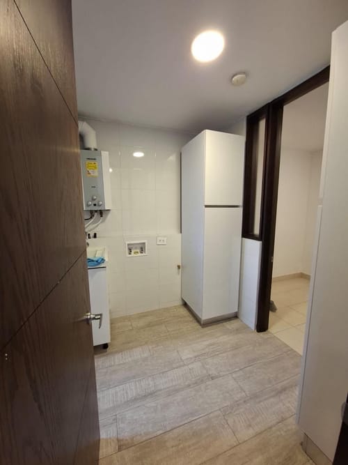 Apartamento de 3 alcobas en venta en Ciudad Salitre, Bogotá, 170 m² · foto 6 de 22