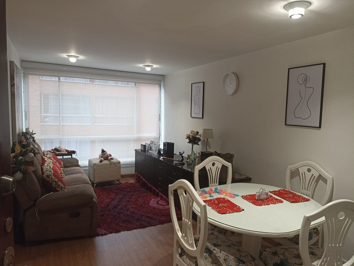Apartamento en venta en Los Monjes, Bogotá · foto 2 de 18