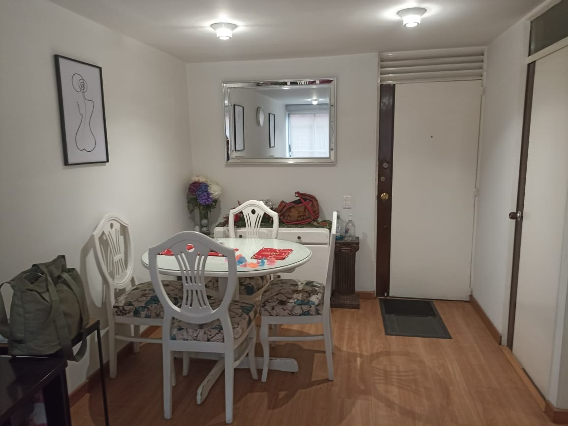 Apartamento en venta en Los Monjes, Bogotá · foto 8 de 18