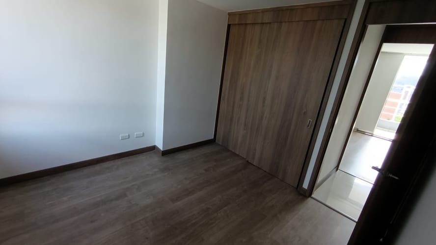Apartamento de 3 alcobas en arriendo en Laureles, Medellín, 85 m² · foto 8 de 16