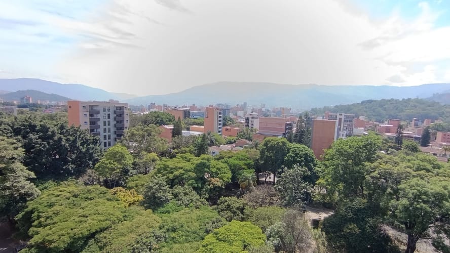 Apartamento de 3 alcobas en arriendo en Laureles, Medellín, 85 m² · foto 13 de 16