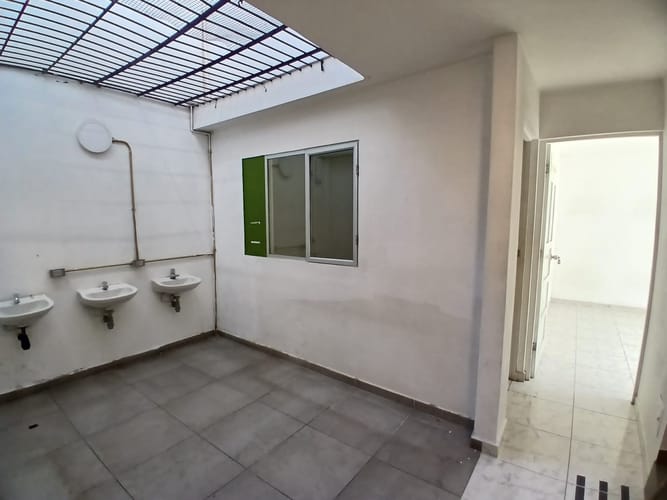 Local en arriendo en El Poblado, Medellín, 240 m² · foto 10 de 10