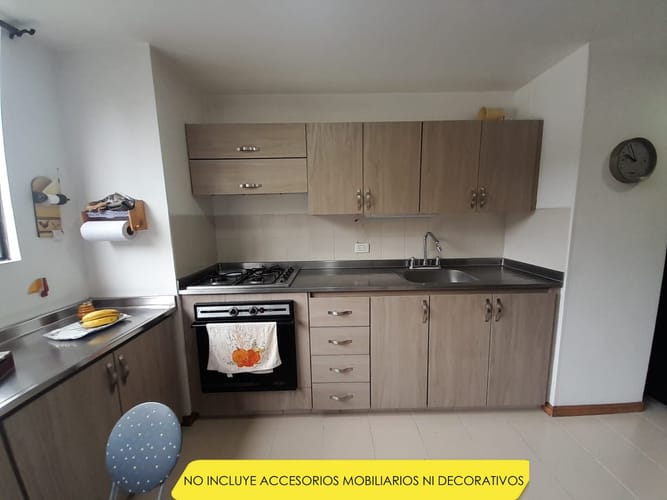 Apartamento de 3 alcobas en arriendo en Los Naranjos, Medellín, 135 m² · foto 7 de 18