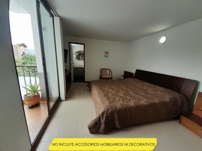 Apartamento de 3 alcobas en arriendo en Los Naranjos, Medellín, 135 m² · foto 8 de 18