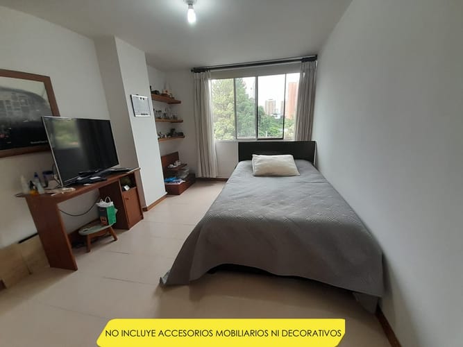 Apartamento de 3 alcobas en arriendo en Los Naranjos, Medellín, 135 m² · foto 10 de 18