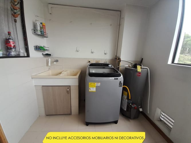 Apartamento de 3 alcobas en arriendo en Los Naranjos, Medellín, 135 m² · foto 16 de 18
