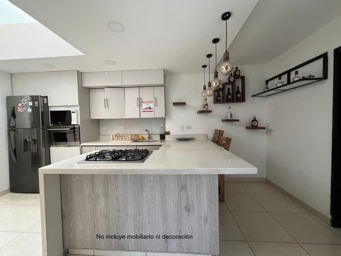 Local en arriendo en Manila, Medellín, 450 m² · foto 3 de 10