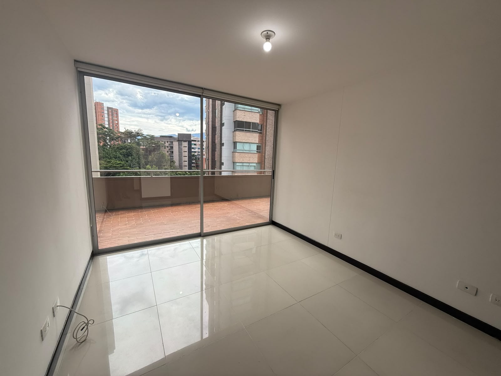 Apartamento en arriendo en Santa Maria De Los Angeles, Medellín · foto 9 de 13