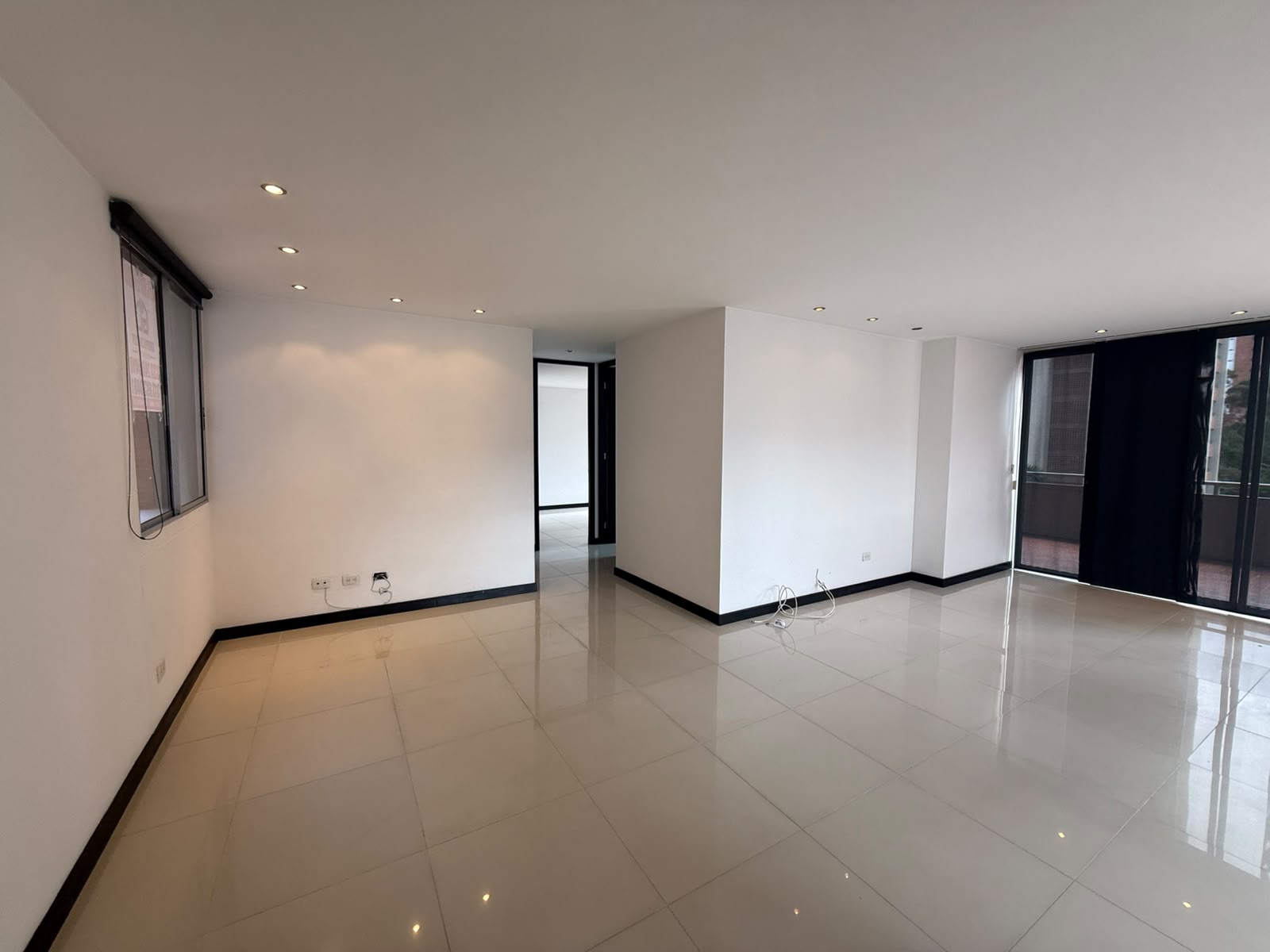 Apartamento en arriendo en Santa Maria De Los Angeles, Medellín · foto 11 de 13