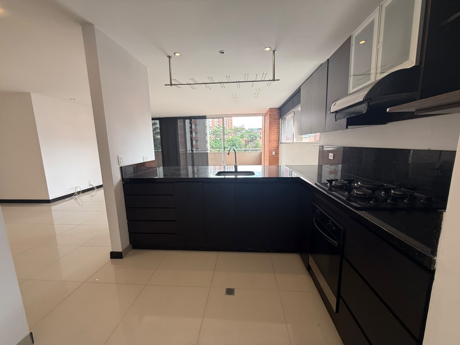 Apartamento en arriendo en Santa Maria De Los Angeles, Medellín · foto 12 de 13
