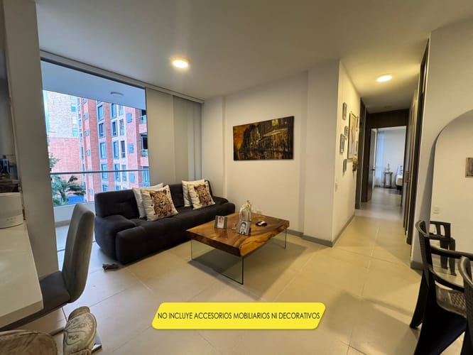 Apartamento de 3 alcobas en arriendo en Camino Verde, Envigado, 92 m² · foto 3 de 16
