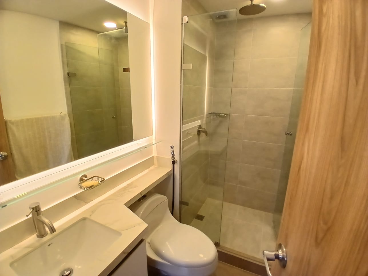 Apartamento en arriendo en El Poblado, Medellín · foto 8 de 10