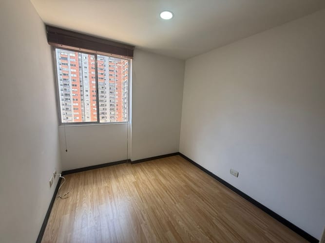 Apartamento de 3 alcobas en arriendo en Villa Carlota, Medellín, 85 m² · foto 6 de 12