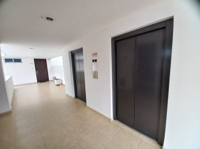 Apartamento de 3 alcobas en venta en La Pola, Ibagué, 128 m² · foto 5 de 24