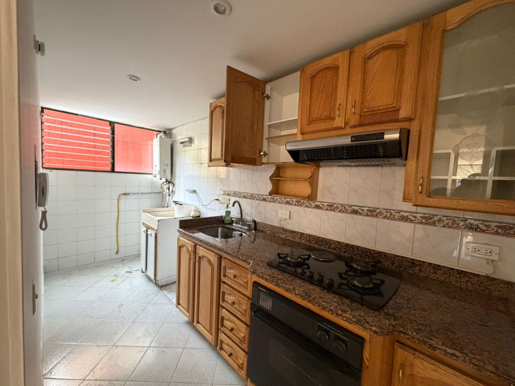 Apartamento en venta en Los Rosales, Bogotá · foto 5 de 15