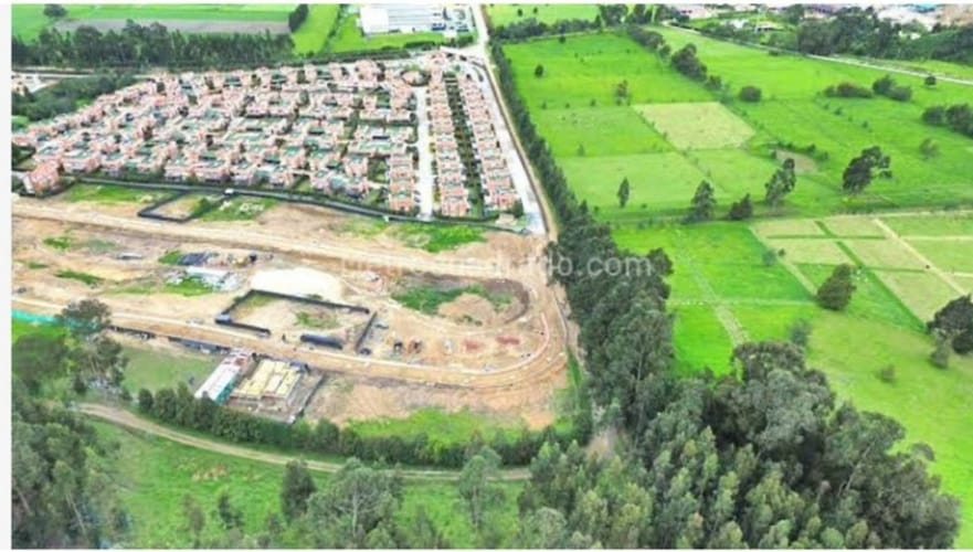Lote en venta en Chuntame, Cajicá, 1088 m² · foto 3 de 10