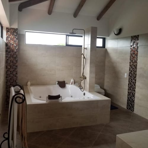 Casa de 7 alcobas en venta en Picaleña Y Mirolindo, Ibagué, 510 m² · foto 6 de 20
