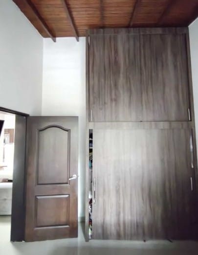 Casa de 11 alcobas en venta en La Castellana, Medellín, 630 m² · foto 11 de 15