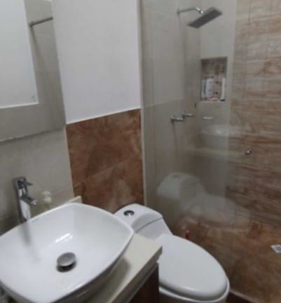 Casa de 11 alcobas en venta en La Castellana, Medellín, 630 m² · foto 13 de 15