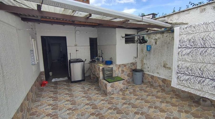 Casa de 11 alcobas en venta en La Castellana, Medellín, 630 m² · foto 14 de 15