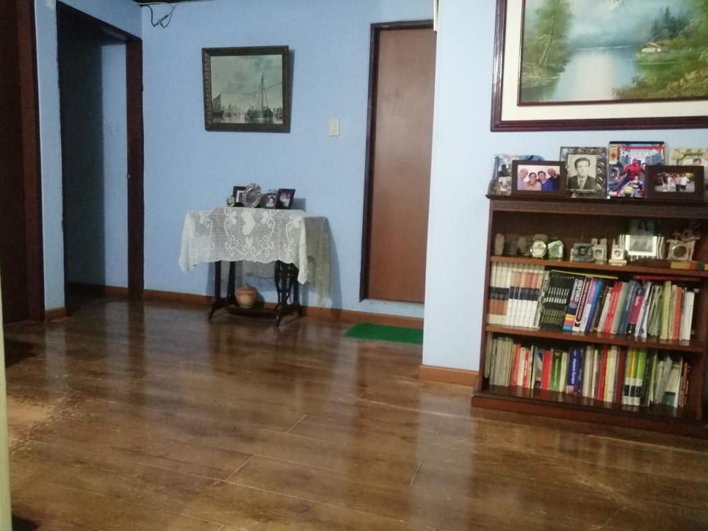 Casa en venta en Las Villas, Bogotá · foto 17 de 24